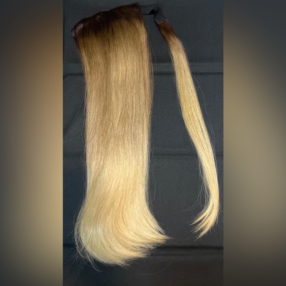 Long Blonde Human Hair Ponytail Extension – 63 cm (25”) - Picture 2 of 7